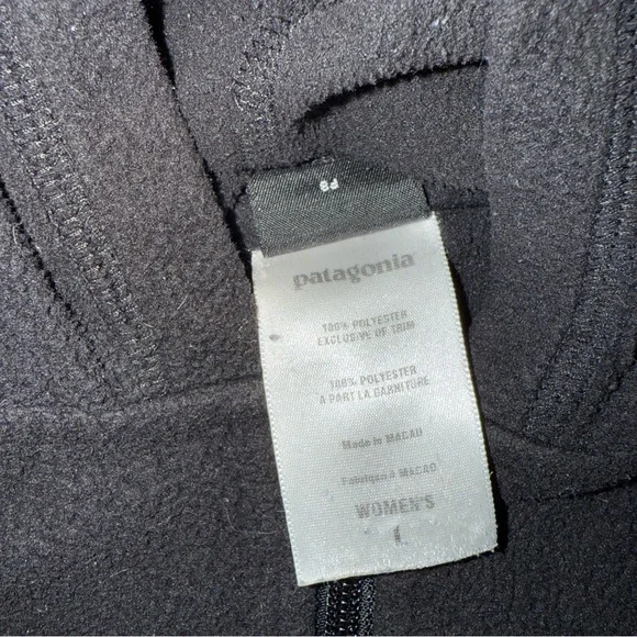 Patagonia Black Fleece Jacket - Picture 5 of 10